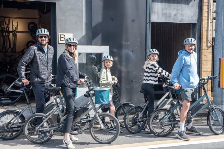 Photo bike Tour for family and couple