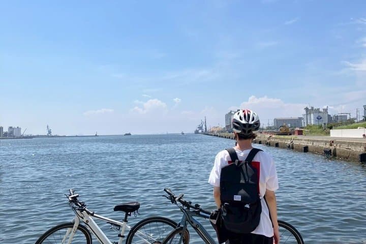 Ride to the Sea Slurp Like a Local