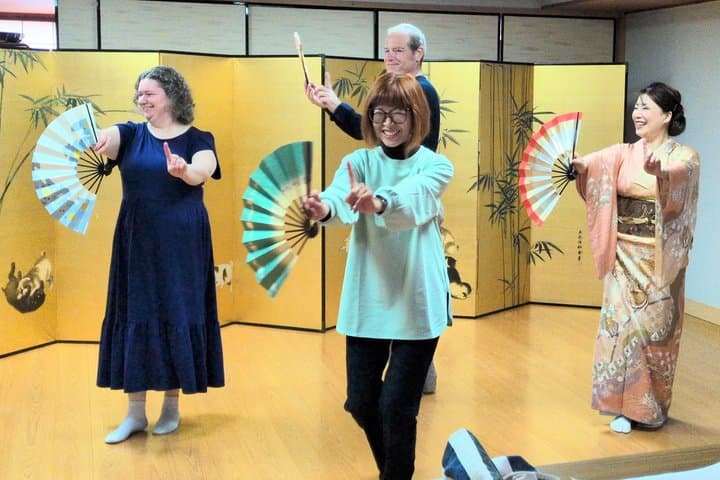 Experience Authentic Japanese Dance in a Private Studio Session